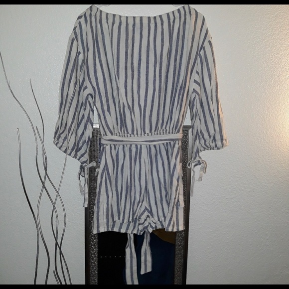 Linen romper - Picture 3 of 6